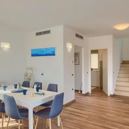 Paliska 3 *